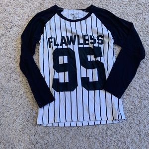 Woman’s long sleeve shirt